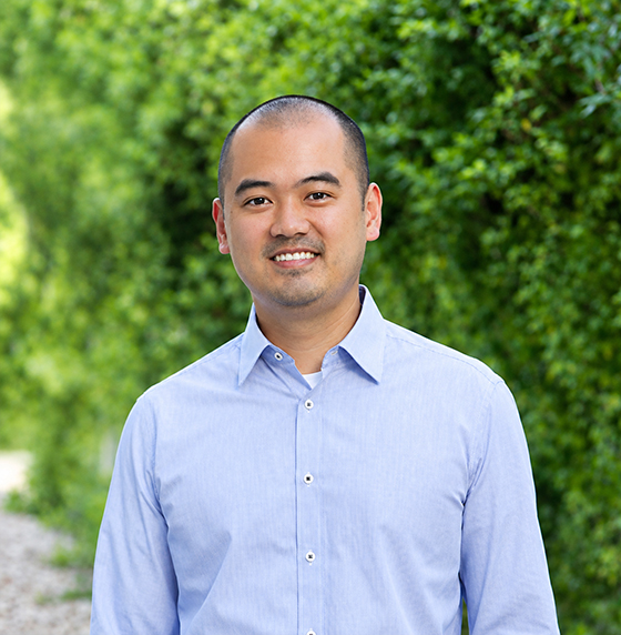 Dr. Nikko Lee